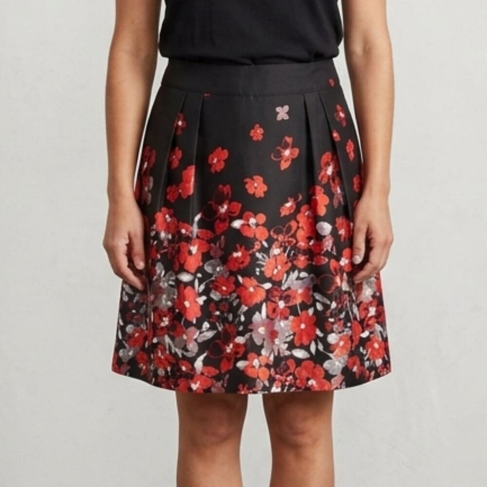 Jacob Light Floral Skirt In Red And Black